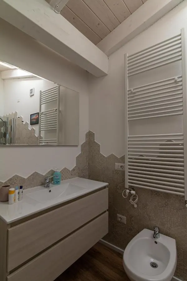 La Vecchia Dimora Bed & Breakfast Marrubiu Italy
